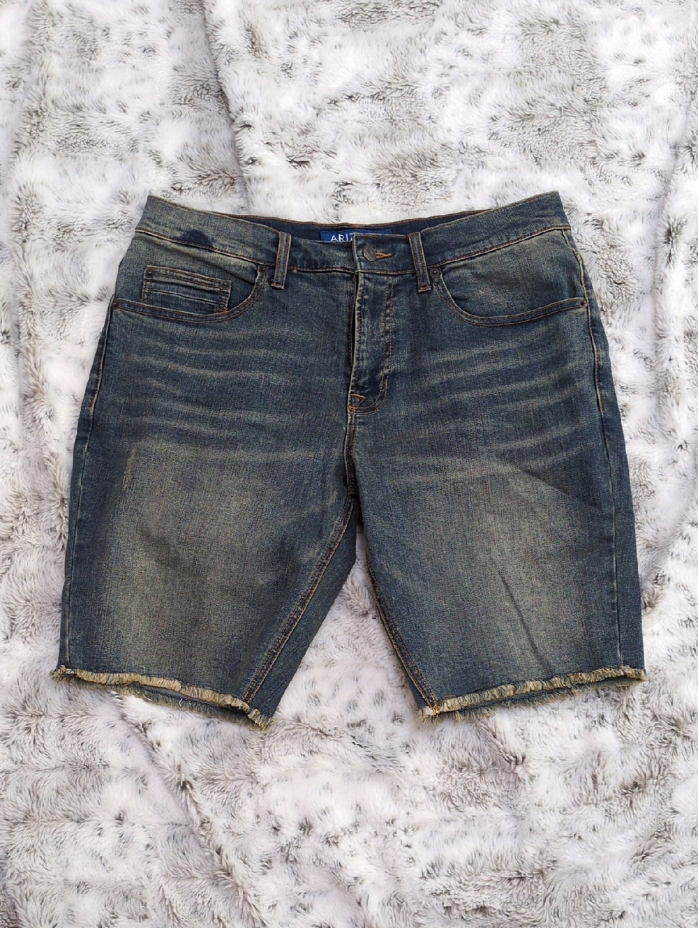 $10 MOVING SALE! Arizona Jean Company Men's Dark Blue Denim Jean Shorts
